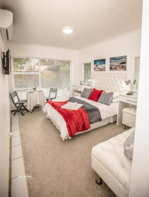 BFN Kelné Guest Cottage Private & Neat